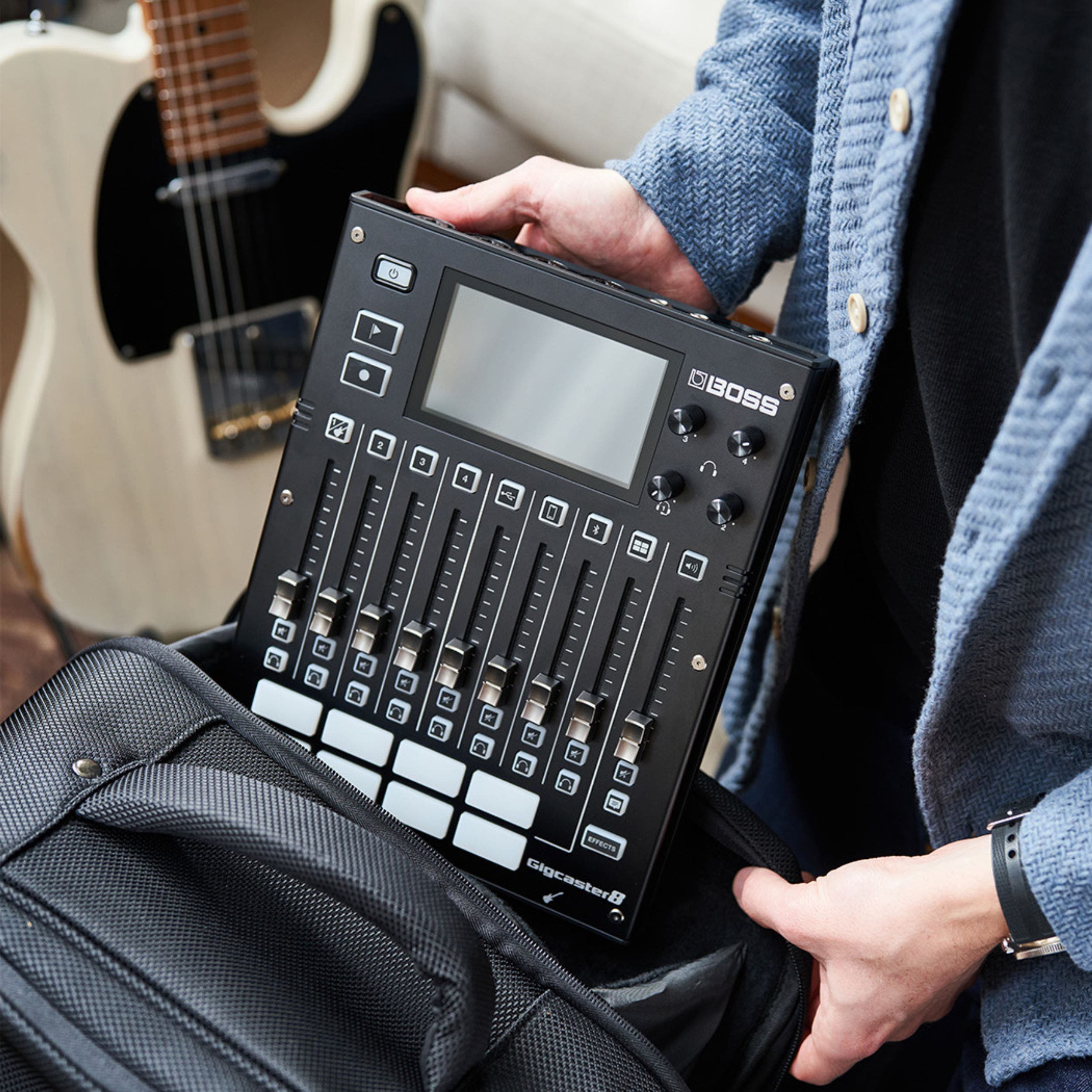BOSS GCS5 GIGCASTER 8 - 8 CHANNEL AUDIO STREAMING MIXER FOR