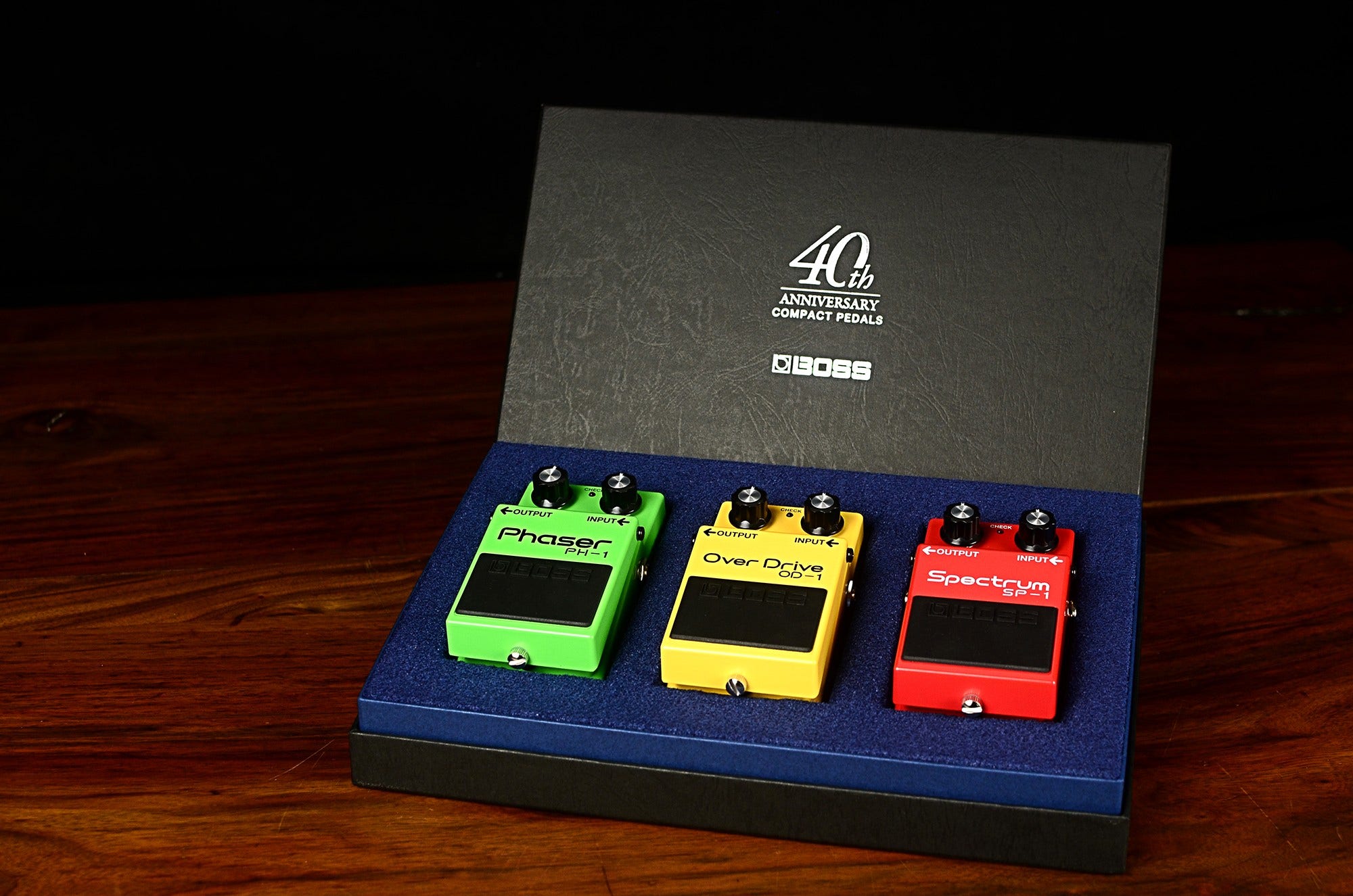 BOSS BOX40 COMPACT PEDAL 40TH ANNIVERSARY BOX SET - PH1
