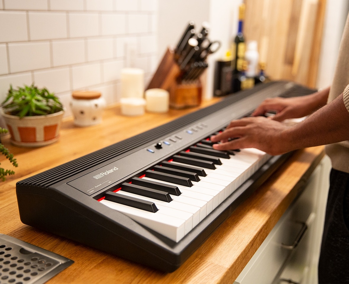 Roland go88p top