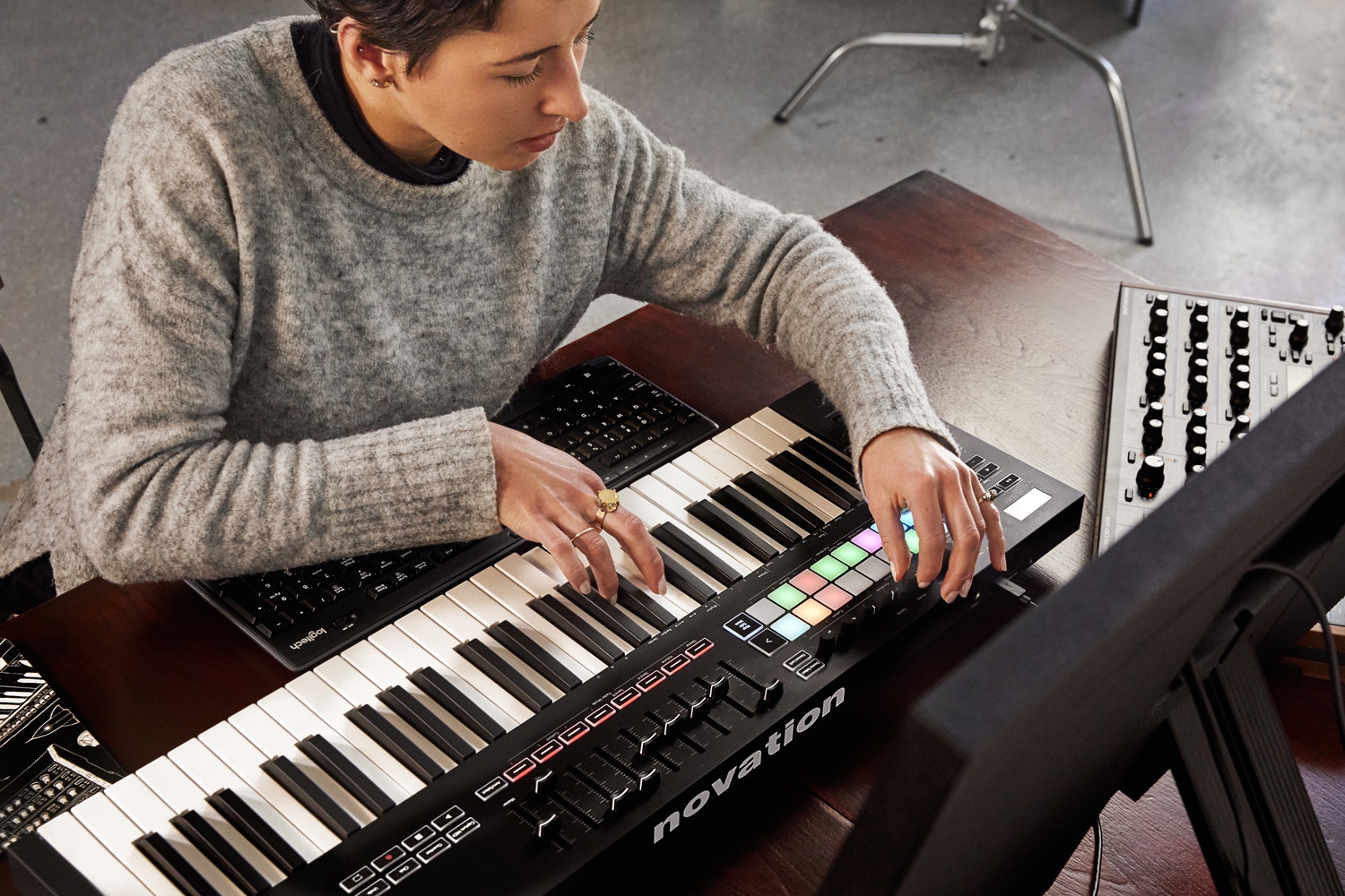 NOVATION LAUNCHKEY 37 MK3 37 KEY NOTE USB MIDI CONTROLLER